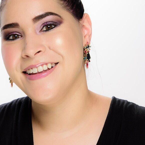 2/$15 Wet n Wild: Megaglo Highlighting Gold Bar - Picture 9 of 9